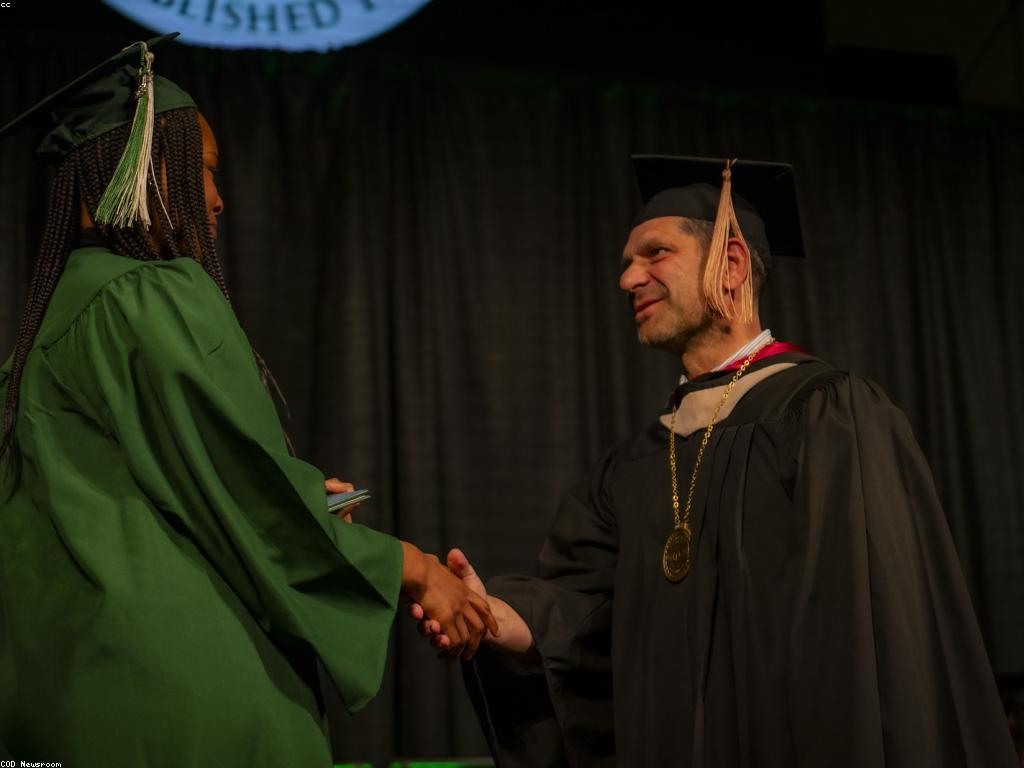 សារៈសំខាន់នៃការប្រារព្ធពិធីក្នុងការអប់រំ