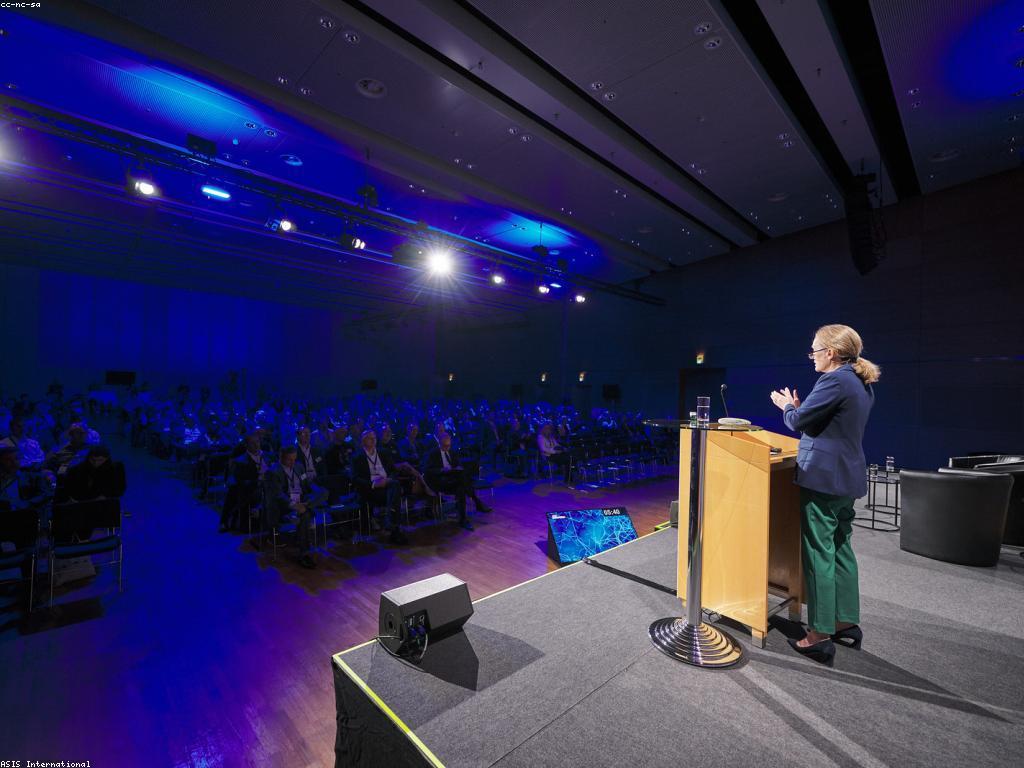 អត្ថប្រយោជន៍នៃព័ត៌មានល្អៗសម្រាប់អ្នករៀន